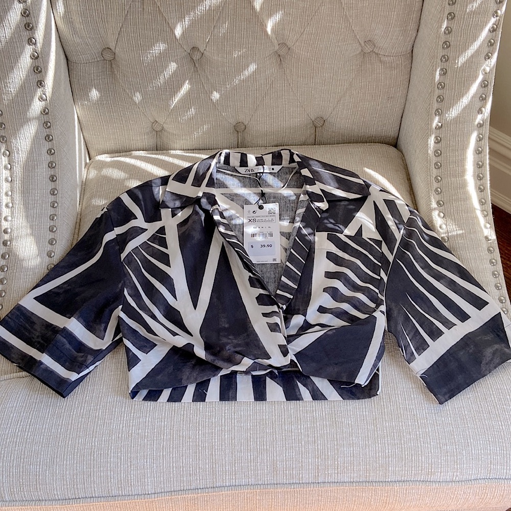 Zara cropped top 100% cotton Size XS